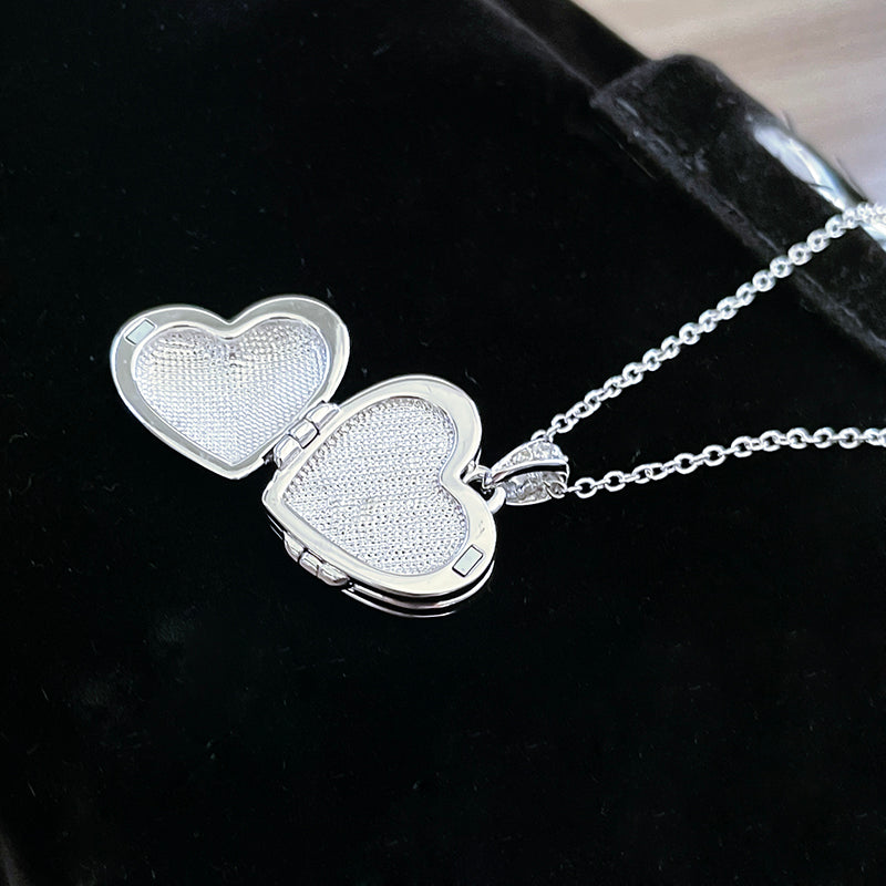 MADREPERLA™ Heart of Clover Fold Necklace