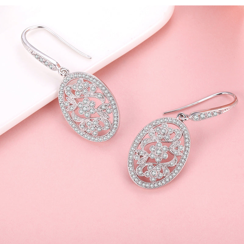 MADREPERLA™ Retro Court Flower Earrings